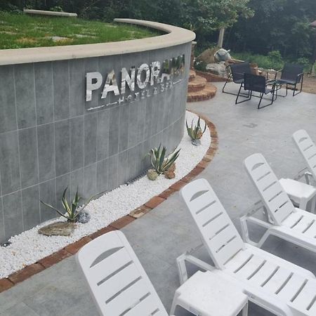 Panorama Hotel & Spa Chernivtsi Ngoại thất bức ảnh
