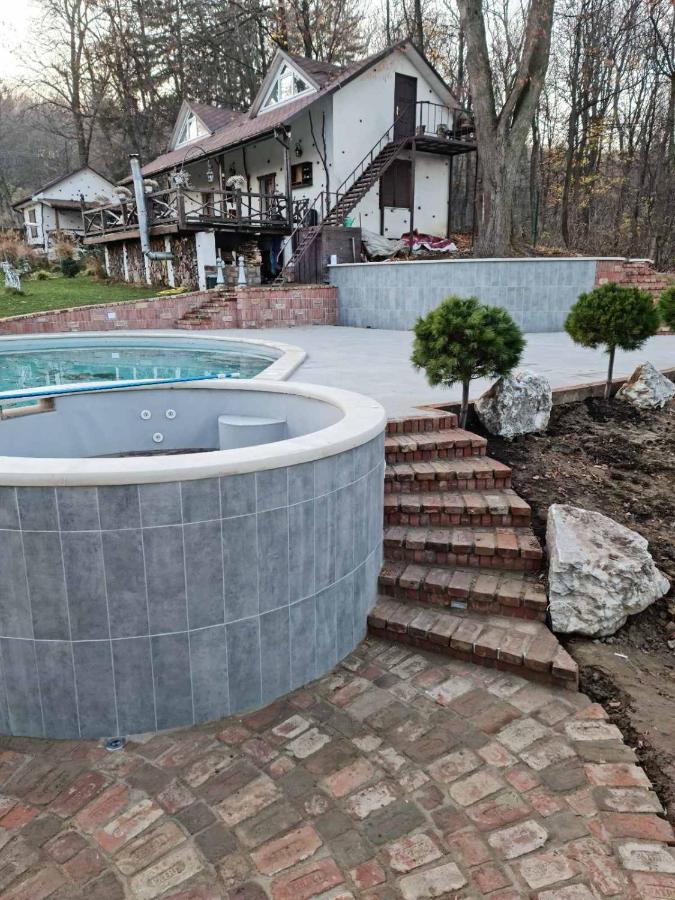 Panorama Hotel & Spa Chernivtsi Ngoại thất bức ảnh