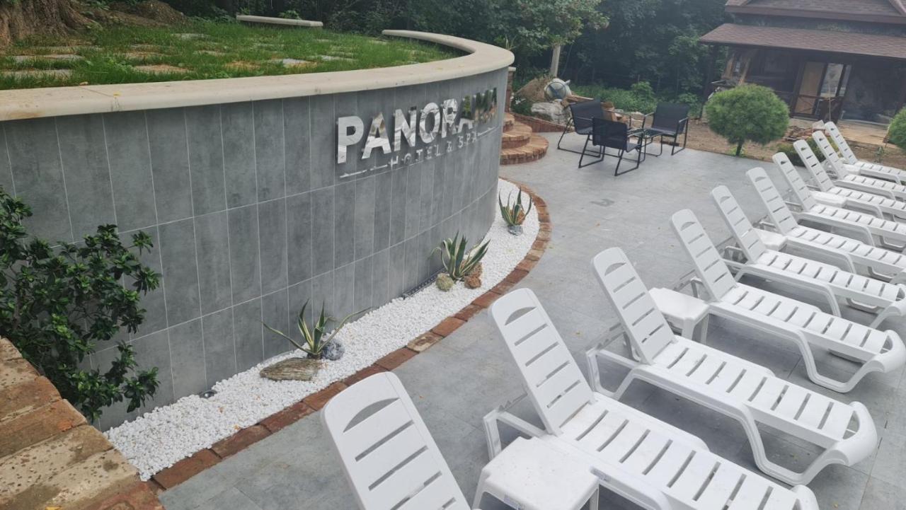 Panorama Hotel & Spa Chernivtsi Ngoại thất bức ảnh