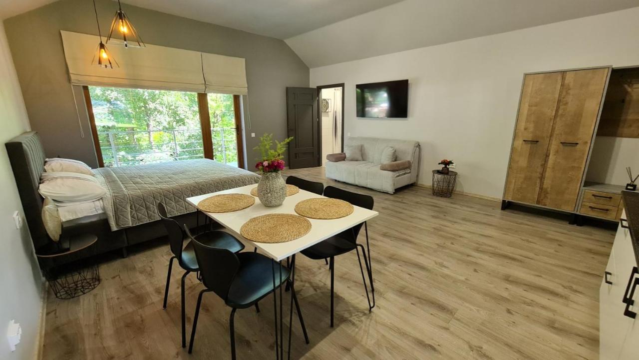 Panorama Hotel & Spa Chernivtsi Ngoại thất bức ảnh