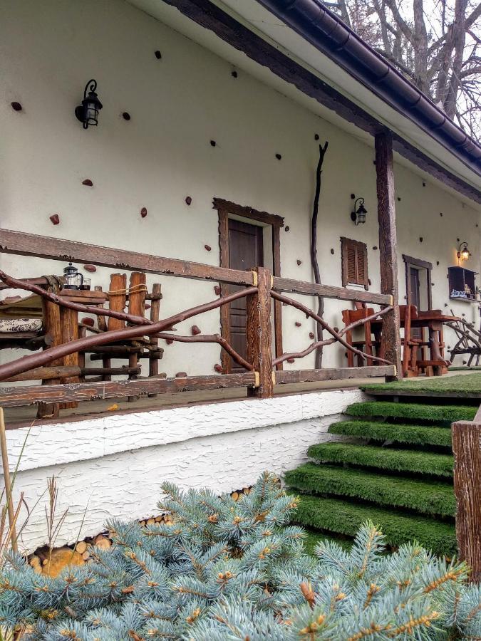 Panorama Hotel & Spa Chernivtsi Ngoại thất bức ảnh